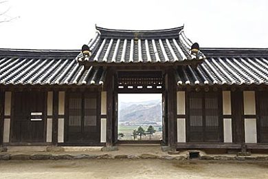校花之贴身高手寂寥1